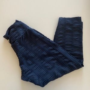 ‘Booty by Brabants Gray Crop Leggings’